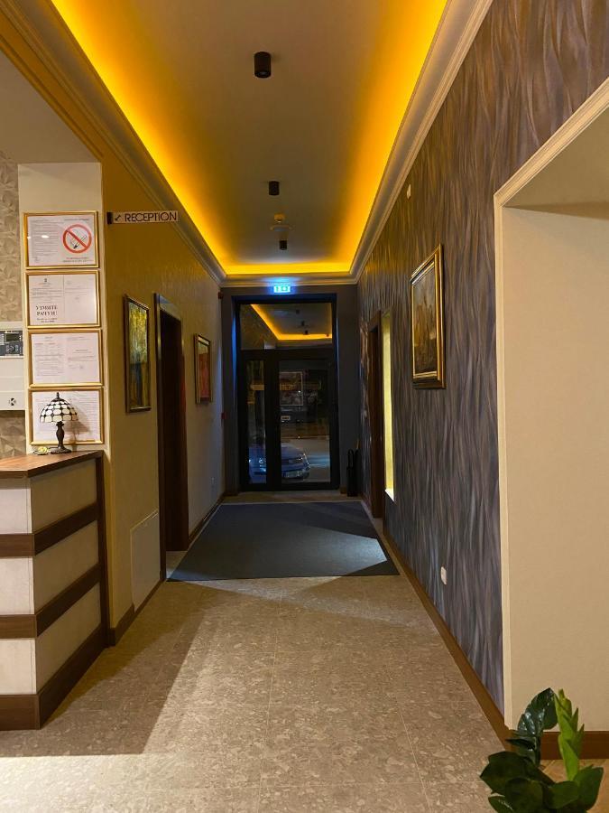 Avior Garni Hotel Subotica Luaran gambar